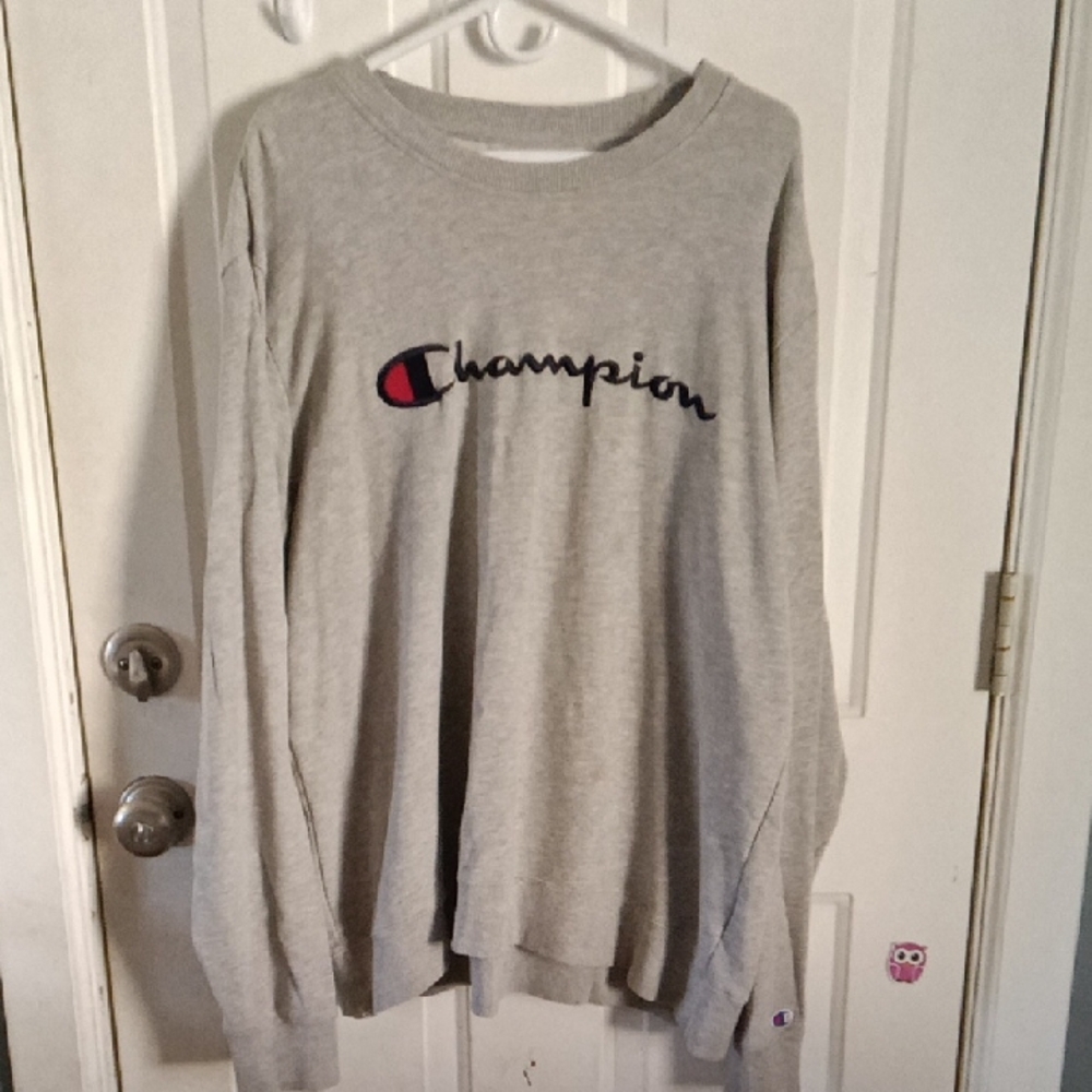 Champion Light Gray Crewneck Sweatshirt